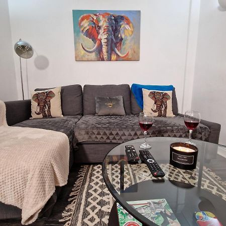 Spacious & Comfy Home- Very Close To Nec Birmingham ,Hs2 & Airport- Perfect For Contractors & Groups- Free Parking & Fast Wifi Marston Green Exteriér fotografie