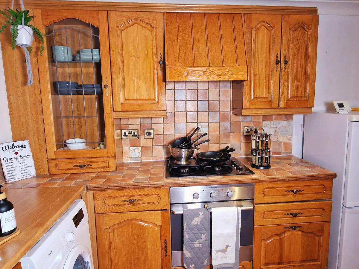 Spacious & Comfy Home- Very Close To Nec Birmingham ,Hs2 & Airport- Perfect For Contractors & Groups- Free Parking & Fast Wifi Marston Green Exteriér fotografie