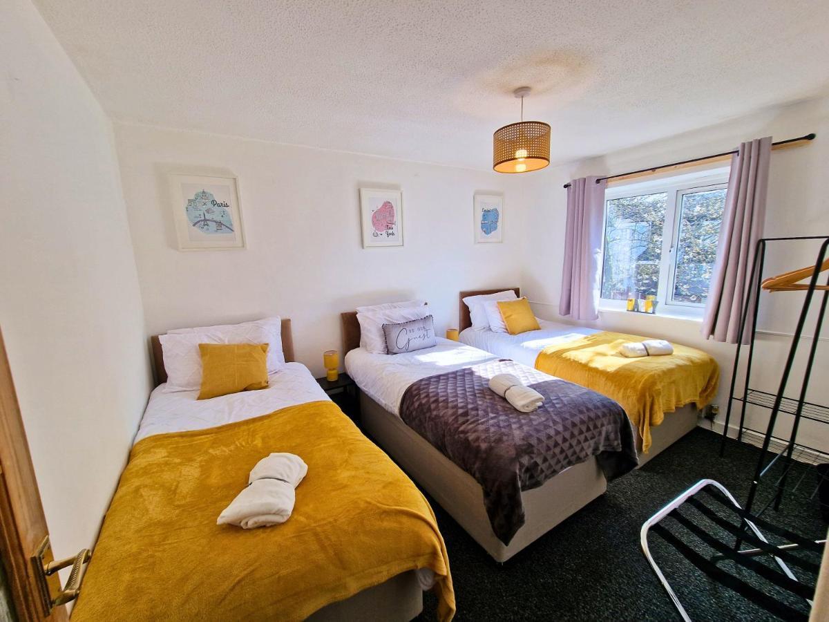 Spacious & Comfy Home- Very Close To Nec Birmingham ,Hs2 & Airport- Perfect For Contractors & Groups- Free Parking & Fast Wifi Marston Green Exteriér fotografie